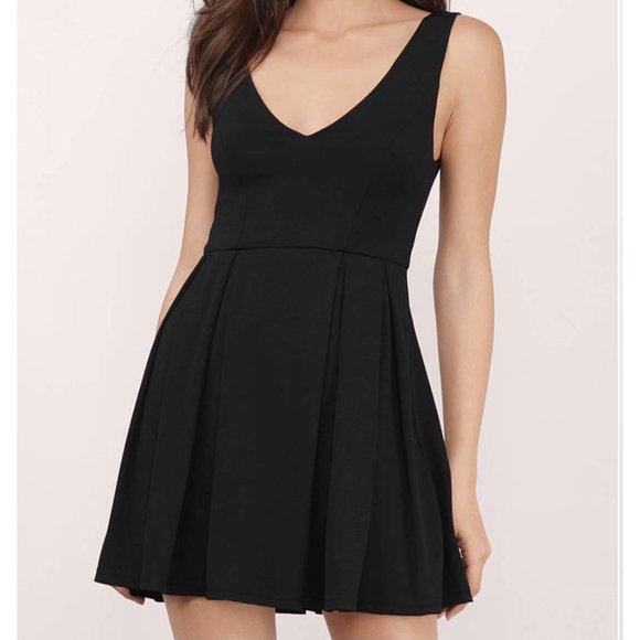 TOBI Marisella Black Skater Dress - Picture 2 of 9